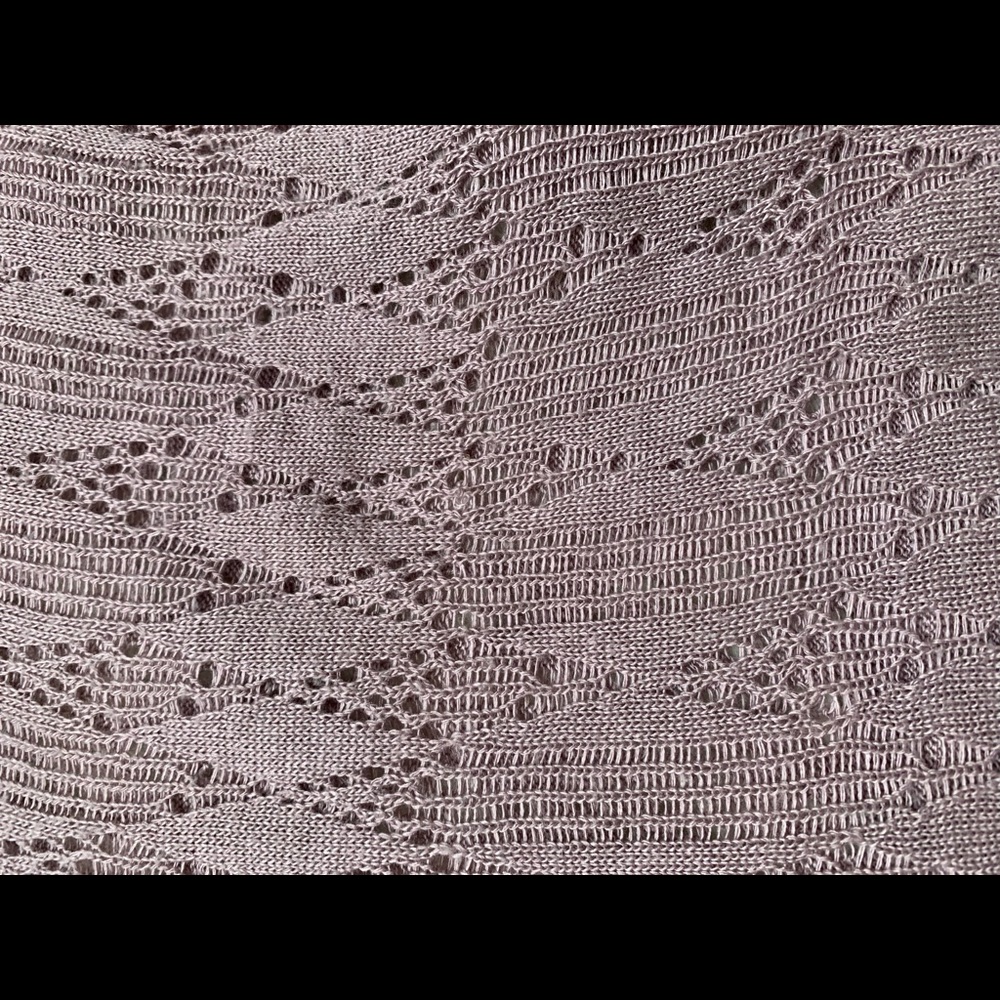 Junior’s Sweater - Picture 7 of 7